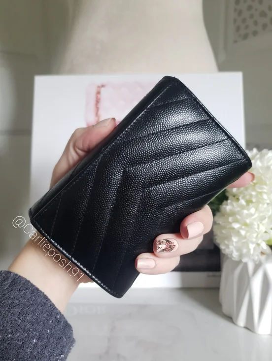 Authentic Pre-owned Yves Saint Laurent Envelope Compact Wallet - Picture 2 of 15